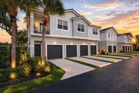 3107 Grandiflora Dr, Green Acres, Florida 33467