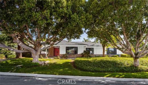 Summit Road, La Verne, California 91750, Stati Uniti