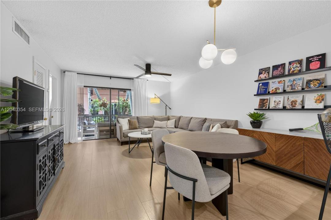 630 Tennis Club Dr 107, Fort Lauderdale, Florida 33311, USA