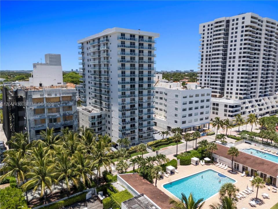 2457 Collins Ave 406, Miami Beach, Florida 33140, Stati Uniti