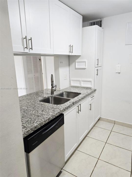 8877 Fontainebleau Blvd 202, Miami, 플로리다 33172, 미국