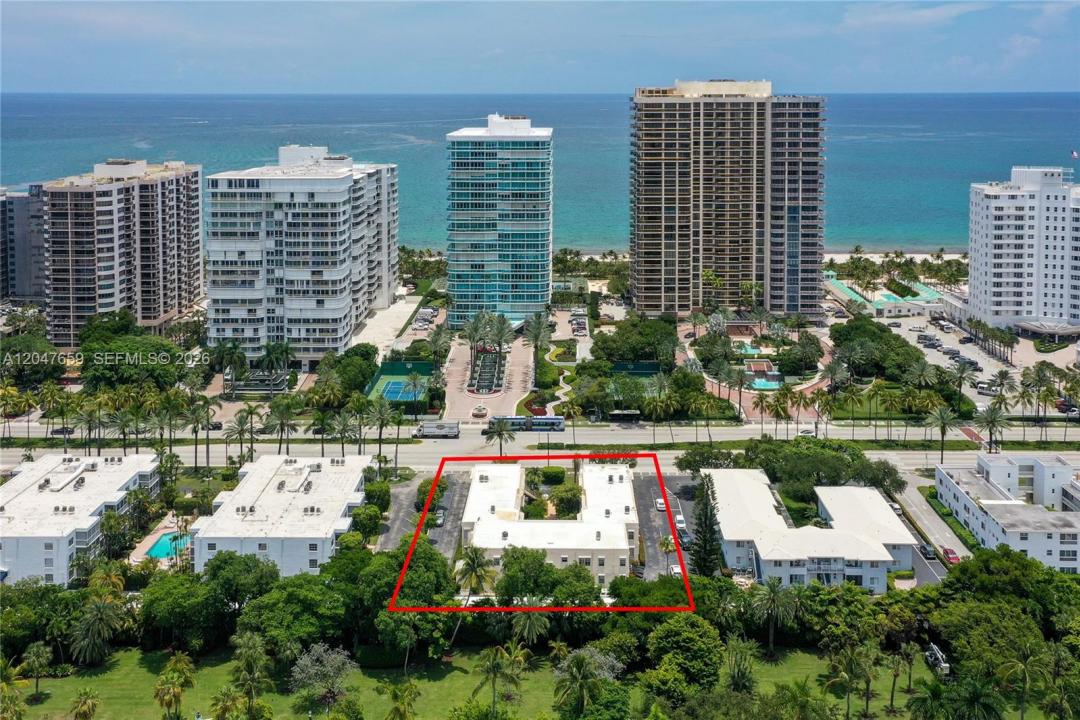 9940 Collins Ave 10, Bal Harbour, Floride 33154, États-Unis