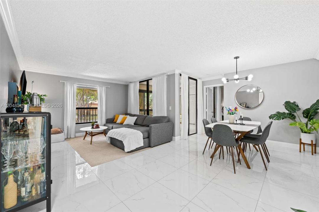 4105 S Carambola Cir S 2106, Coconut Creek, Floride 33066, États-Unis