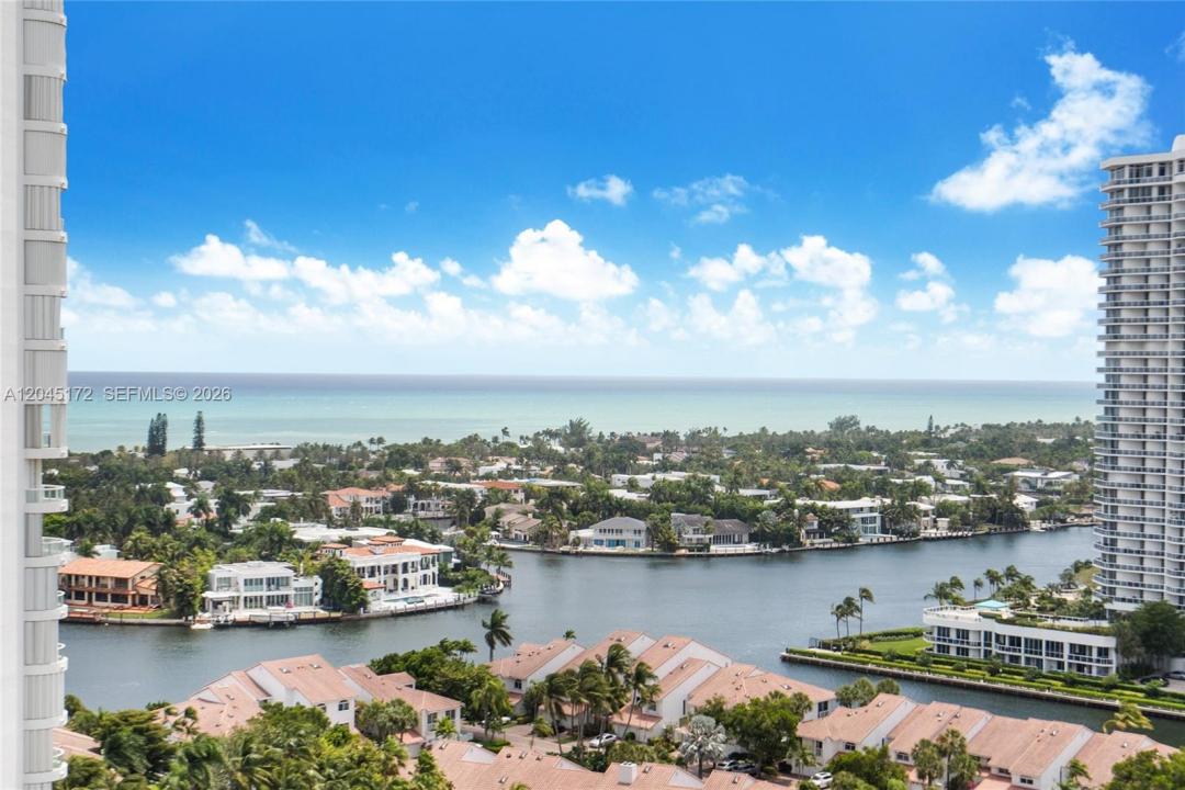 21055 Yacht Club Dr 2005, Aventura, Florida 33180, USA