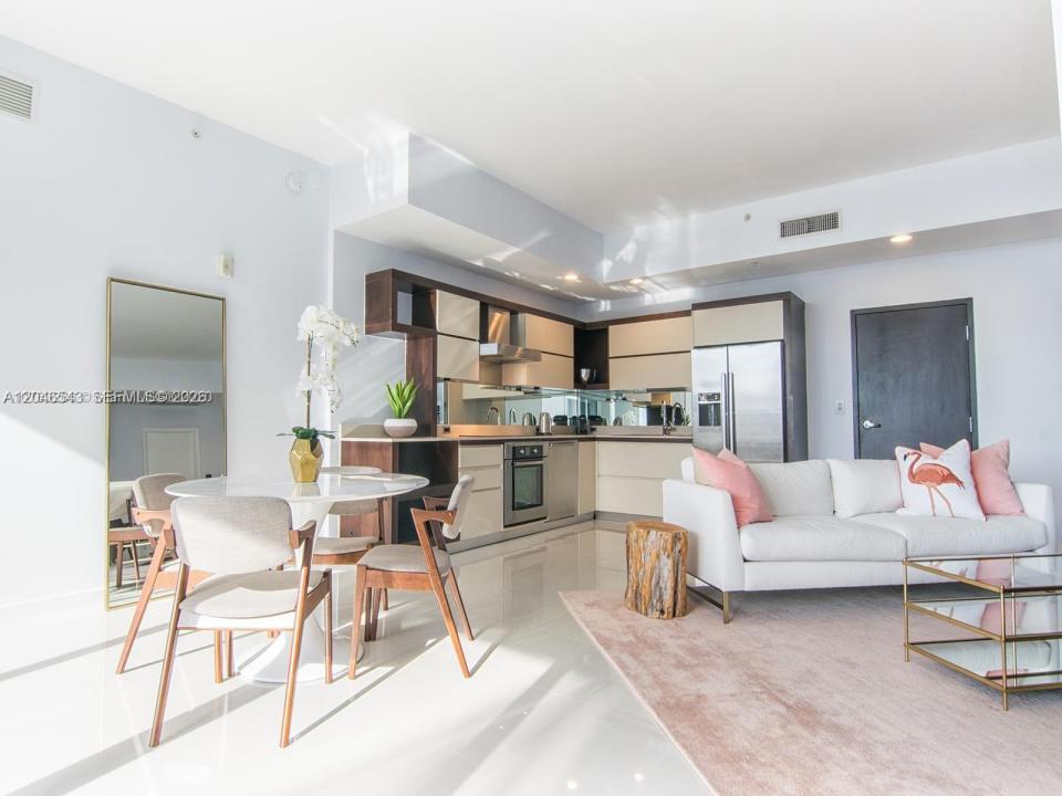 2100 Park Ave 406, Miami Beach, Floride 33139, États-Unis