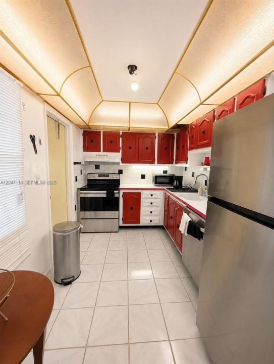 4140 NW 44th Ave 305, Lauderdale Lakes, Florida 33319