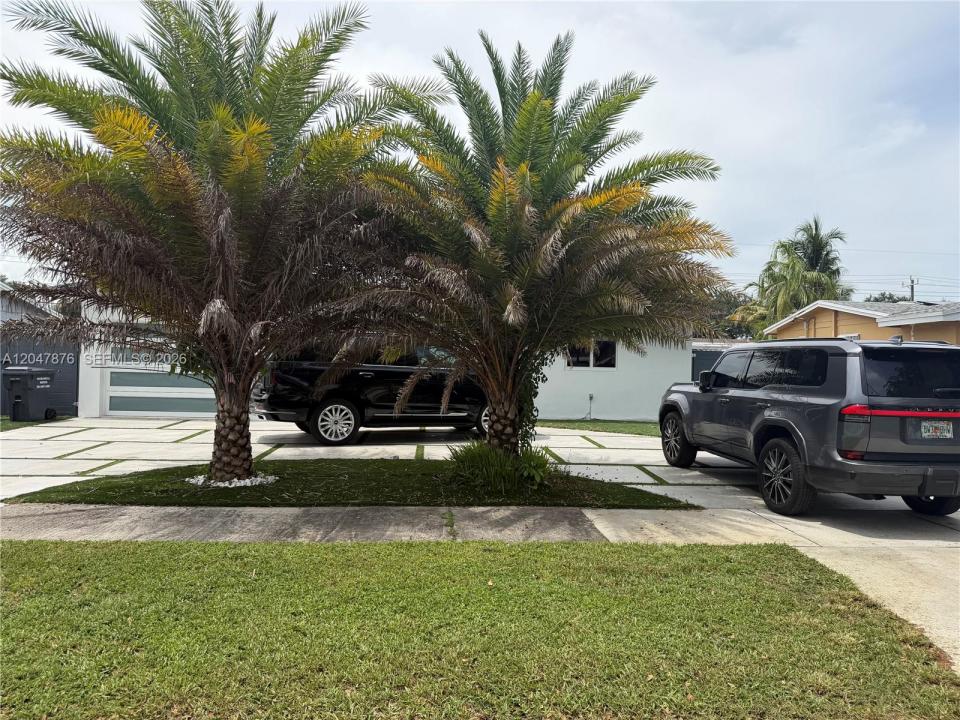 7525 Roosevelt St, Hollywood, Florida 33024, USA