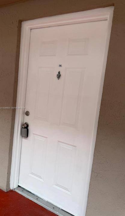 600 NW 32nd Pl 312, Miami, Florida 33125, Stati Uniti