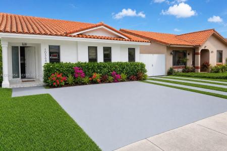 10364 NW 128th Ter, Hialeah Gardens, Florida 33018, USA