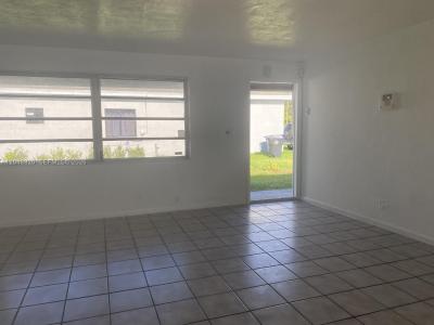 5904 SW 27th St, West Park, Floride 33023, États-Unis