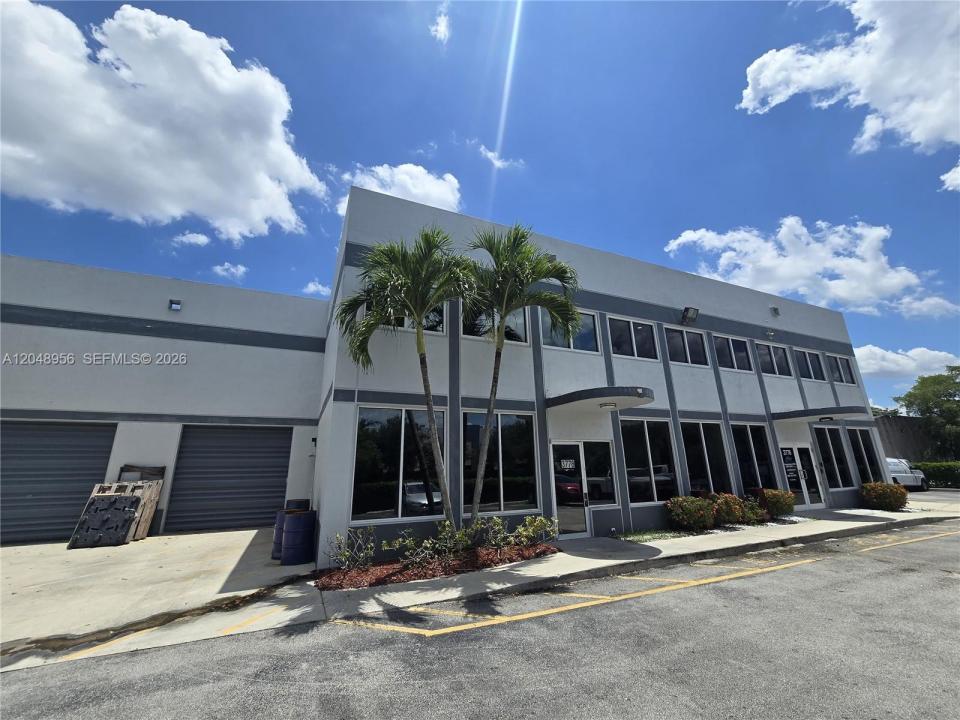 3778 NW 124th Ave, Coral Springs, Florida 33065, USA