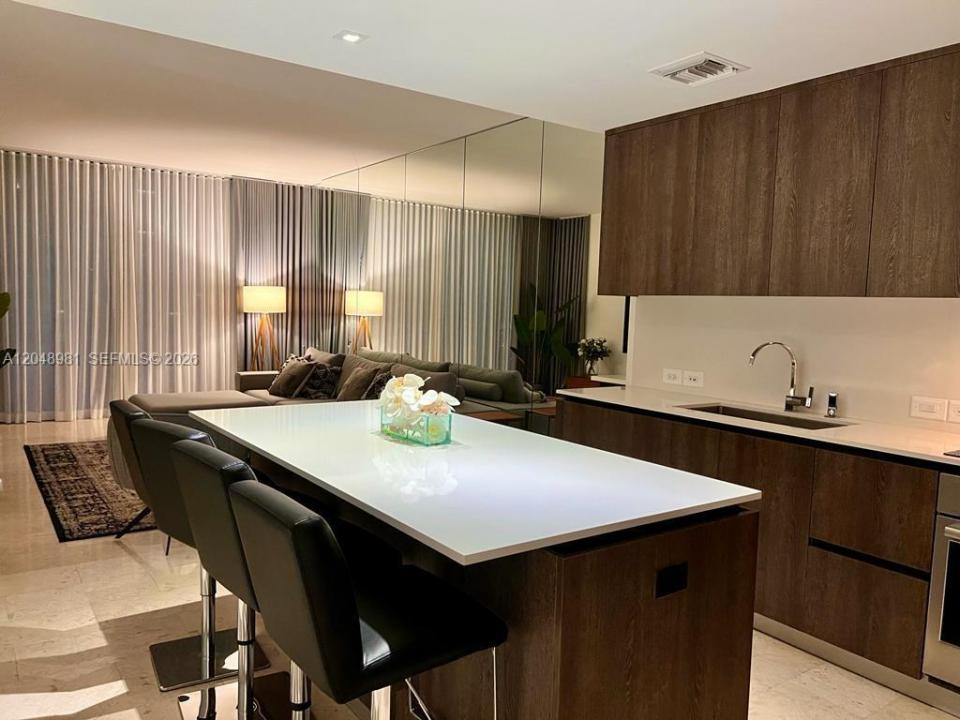 88 SW 7th St 808, Miami, Floride 33130, États-Unis