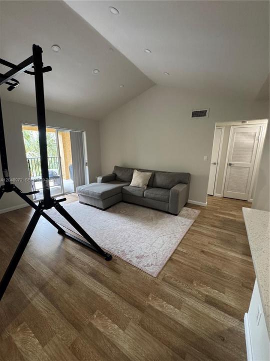 733 Riverside Dr 1236, Coral Springs, Floride 33071, États-Unis