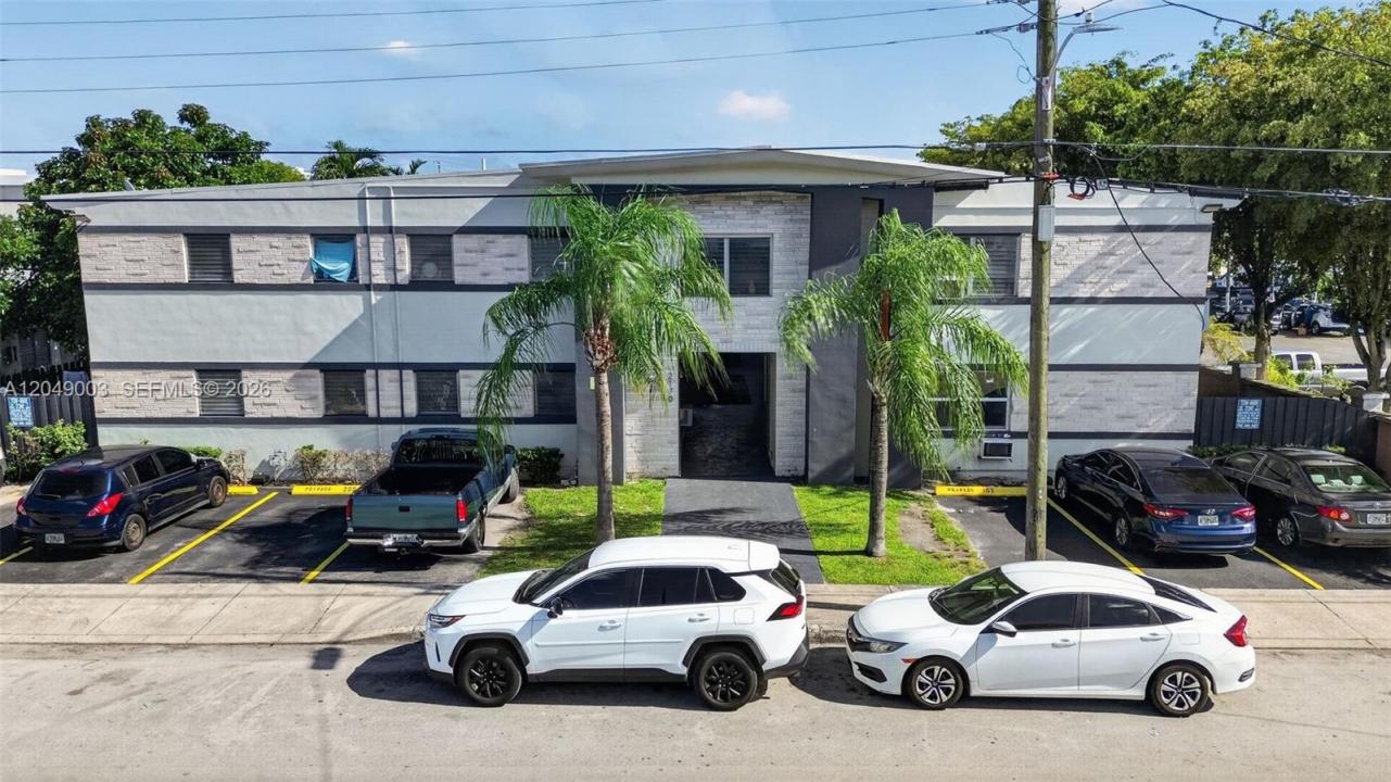 2170 NW Flagler Ter, Miami, Floride 33125, États-Unis