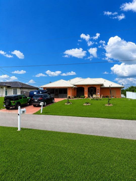 2903 19TH ST SW, Lehigh Acres, Florida 33976, USA