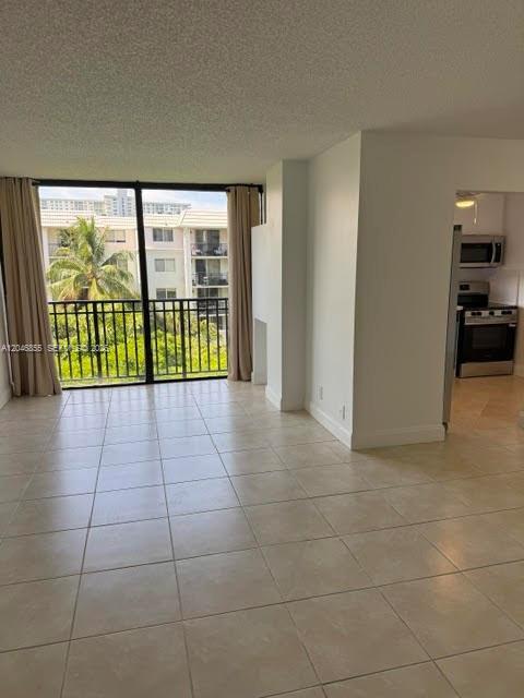 17021 N Bay Rd 509, Sunny Isles Beach, Floride 33160, États-Unis