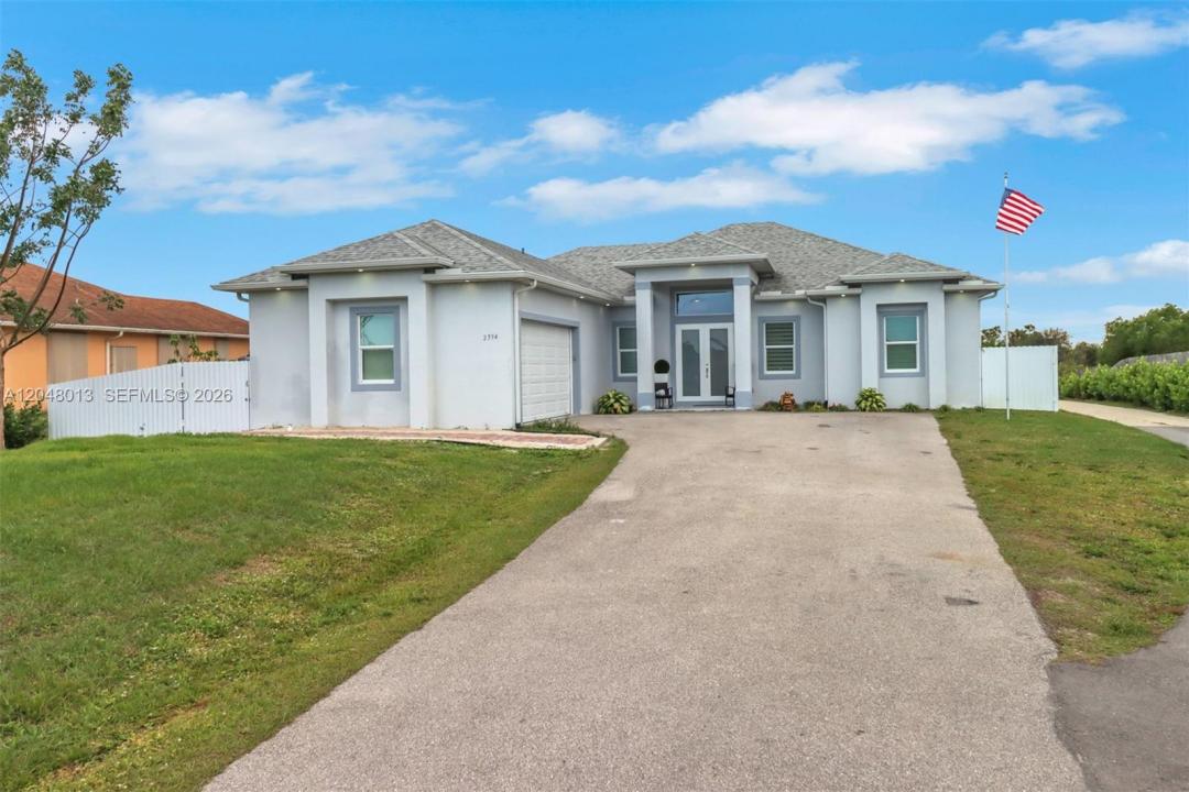 2394 45th Avenue NE, Naples, Floride 34120, États-Unis