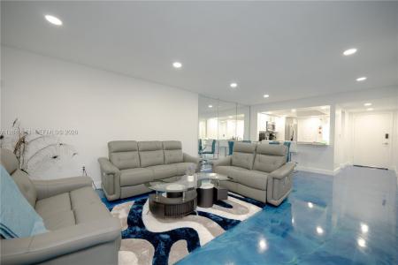 1551 NE Miami Gardens Dr 225, Miami, Florida 33179, USA