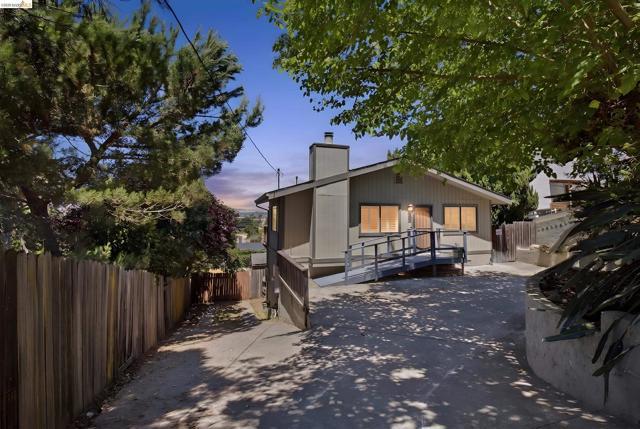 Bush Avenue, Vallejo, كاليفورنيا 94591, الولايات المتحدة