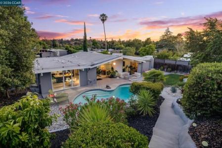 Merridan Dr, Concord, California 94518, Stati Uniti