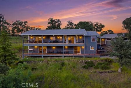Dallas Court, Hidden Valley Lake, Californie 95467, États-Unis
