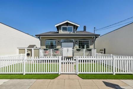 Howard Avenue, Burlingame, Californie 94010, États-Unis