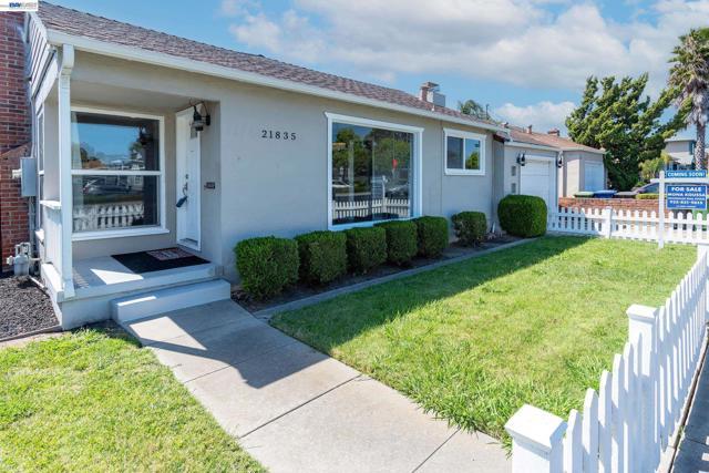 Redwood Road, Castro Valley, Kaliforniya 94546, Amerika Birleşik Devletleri