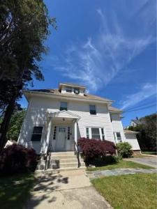 2249 Cranston Street, Cranston, 罗得岛 02920, 美国