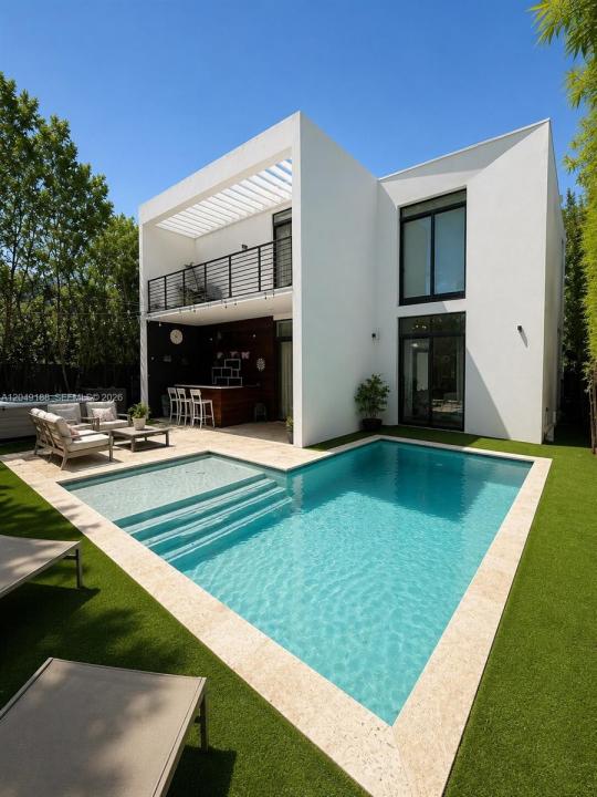 8631 Arboretum Ln, Miami, Florida 33138, USA