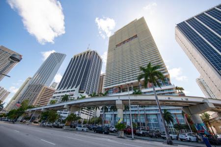 50 Biscayne Boulevard Cu6, Miami, Флорида 33132, Соединенные Штаты