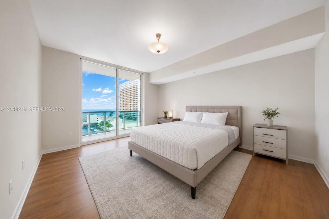 1945 S Ocean Dr 714, Hallandale Beach, Florida 33009, USA