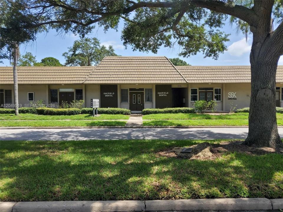 1016 Ponce De Leon Blvd 2, Floride 33756, États-Unis