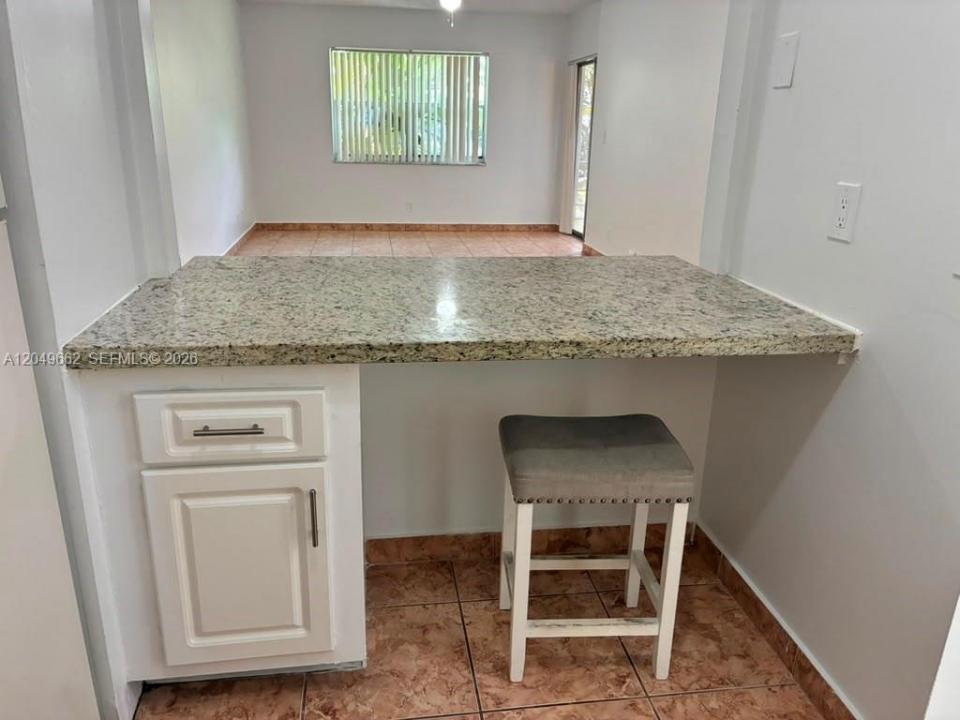 6501 Winfield Blvd A-53, Margate, Florida 33063, USA