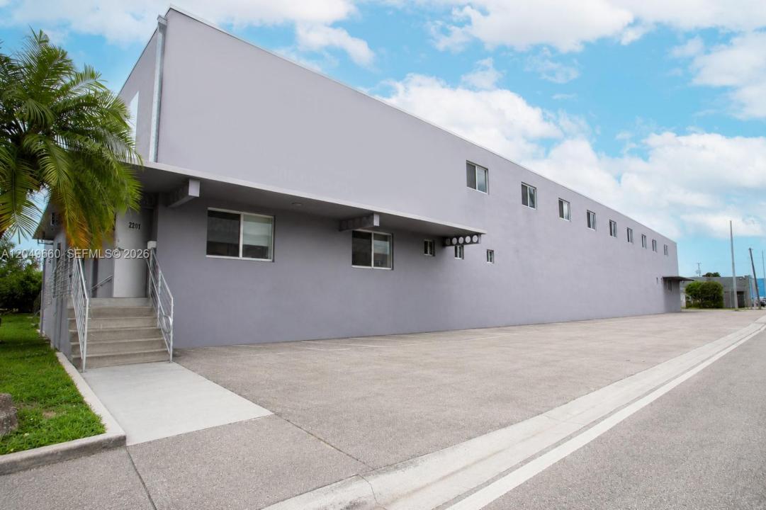 2290 W 8th Ave, Hialeah, Floride 33010, États-Unis