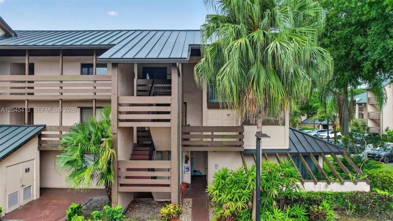 120 SW 96th Ter 204, Plantation, Florida 33324, Stati Uniti