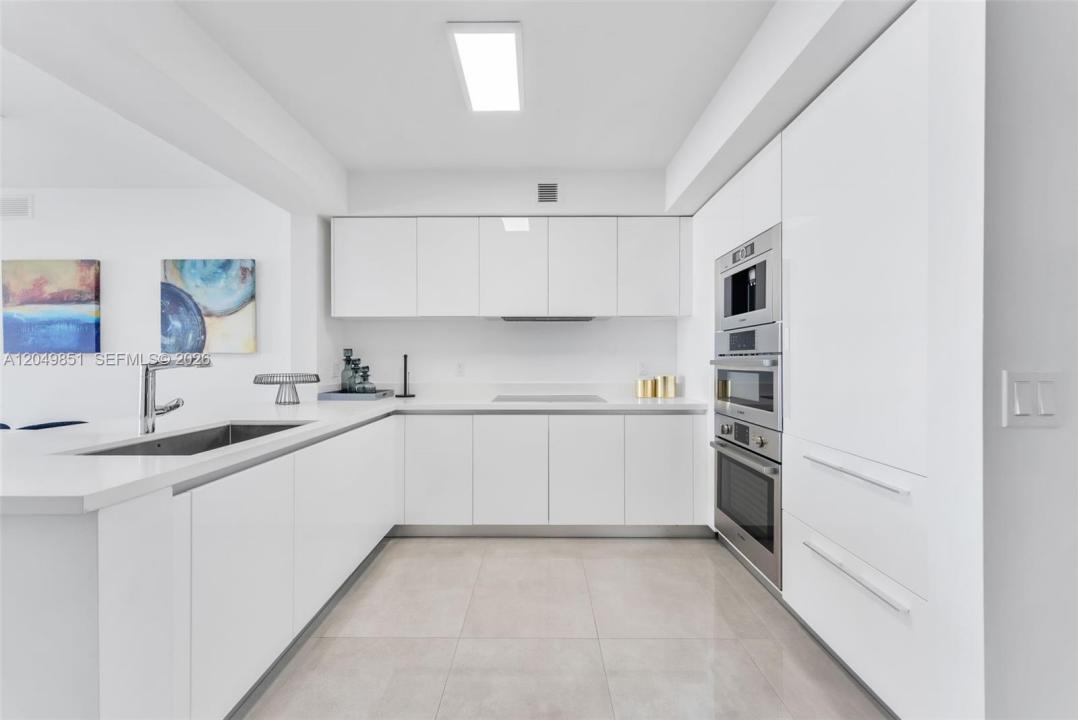 300 Sunny Isles Blvd 4-1603, Sunny Isles Beach, Floride 33160, États-Unis