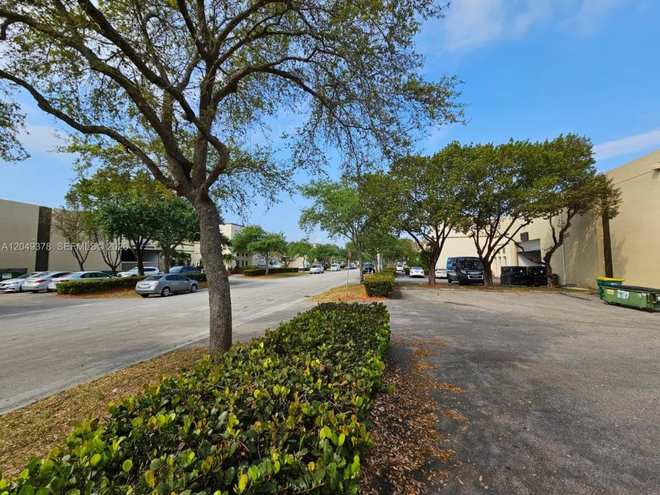 10475 NW 37th Terrace, Doral, Flórida 33178, Estados Unidos