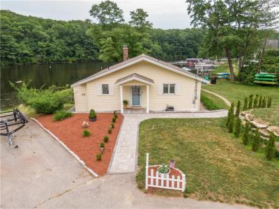 55 Alan Avenue, Burrillville, Rhode Island 02859, HOA KỲ