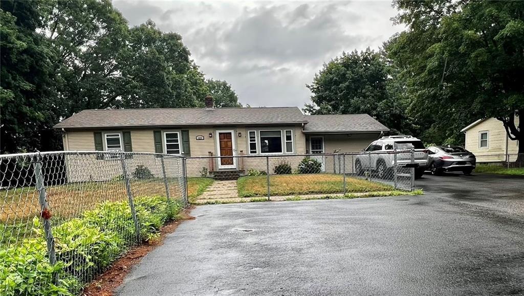 426 Arnold Road, Coventry, Rhode Island 02816, USA