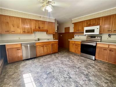 182 Highland Street, Woonsocket, Rhode Island 02895, USA