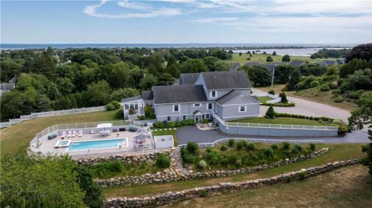 19 Moonlight Drive, Westerly, Rhode Island 02891, USA