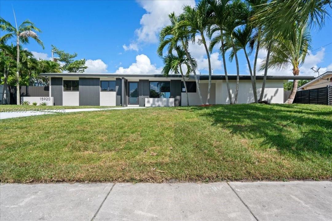 15920 SW 105th Ave, Miami, Floride 33157, États-Unis