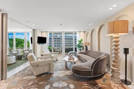 100 Sunrise Avenue 418, Palm Beach, Florida 33480