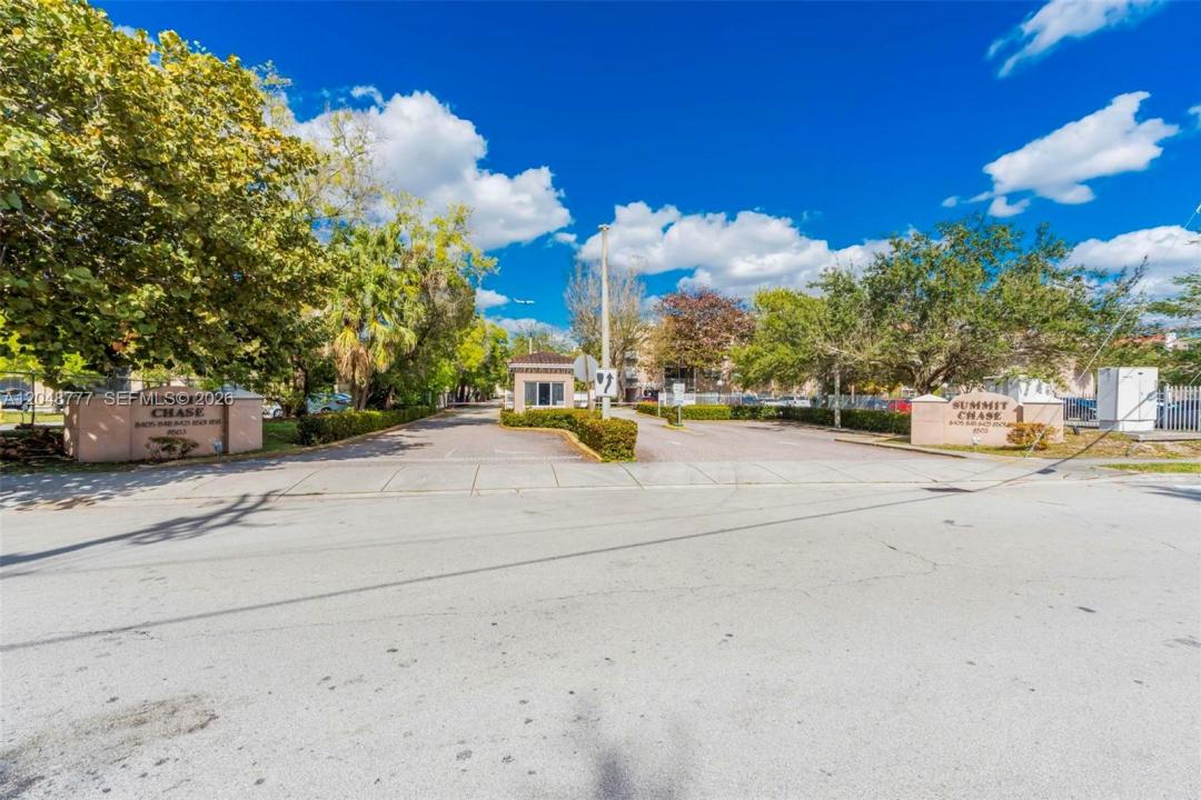 8501 NW 8th St 110, Miami, Floride 33126, États-Unis