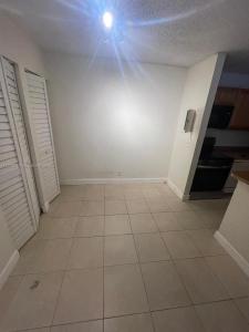 10773 Cleary Blvd 103, Plantation, Florida 33324, USA