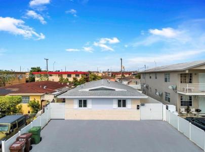 329 W 18th St, Hialeah, Floryda 33010, USA