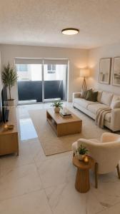 11120 SW 196th St 301, Cutler Bay, Florida 33157, USA