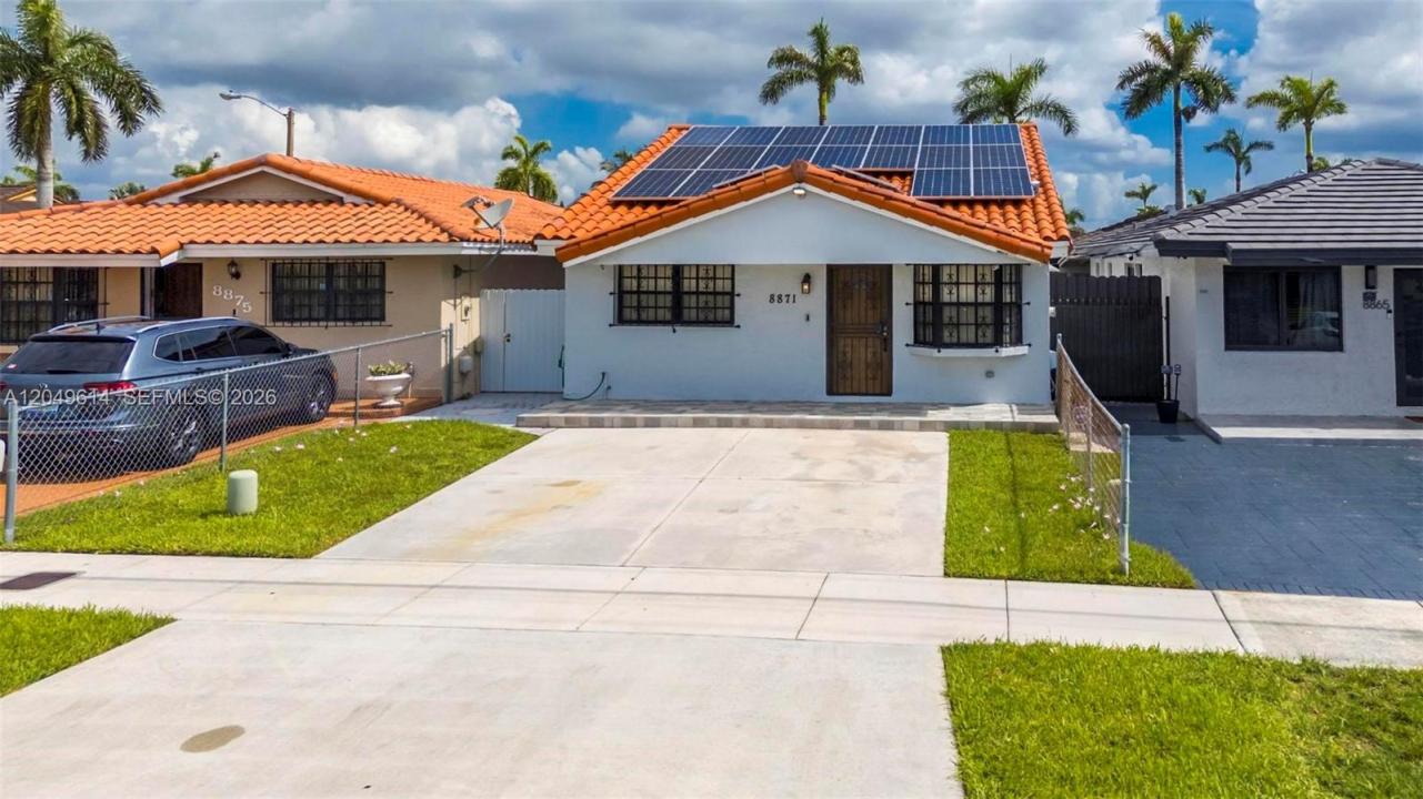 8871 NW 114th St, Hialeah Gardens, Florida 33018, Estados Unidos