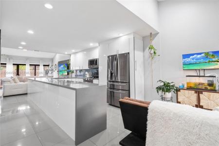 1946 SW 81st Ter, Davie, Florida 33324, USA