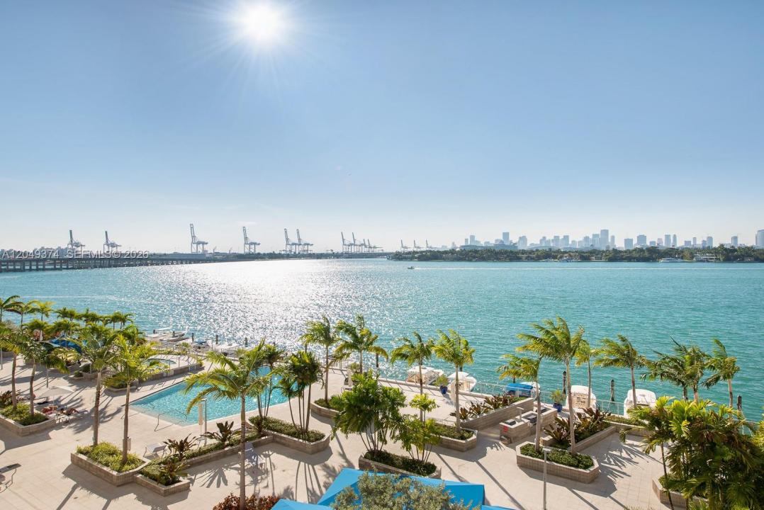 800 West Ave 631, Miami Beach, Florida 33139, USA